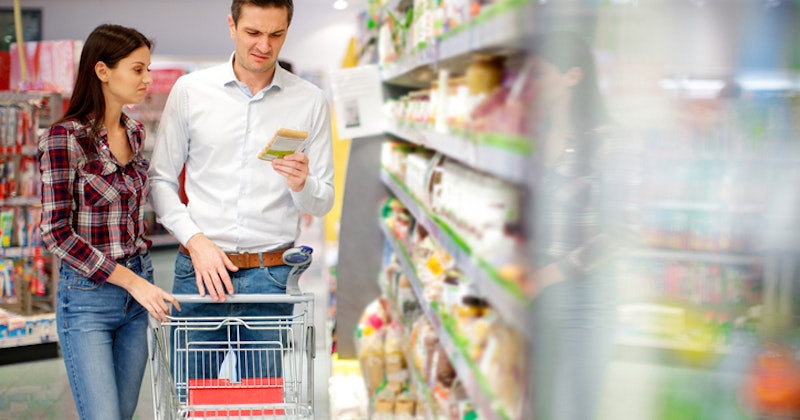 Colruyt Group Jobstudenten Moeten Helpen Om De Rekken Te