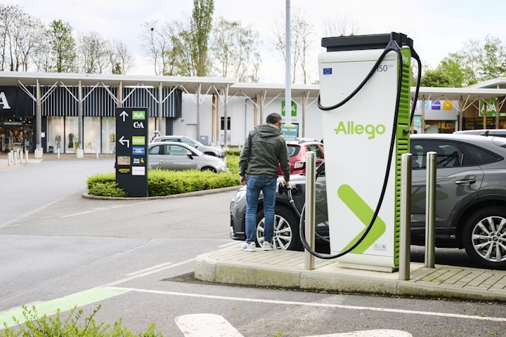Bornes de recharge, Allego